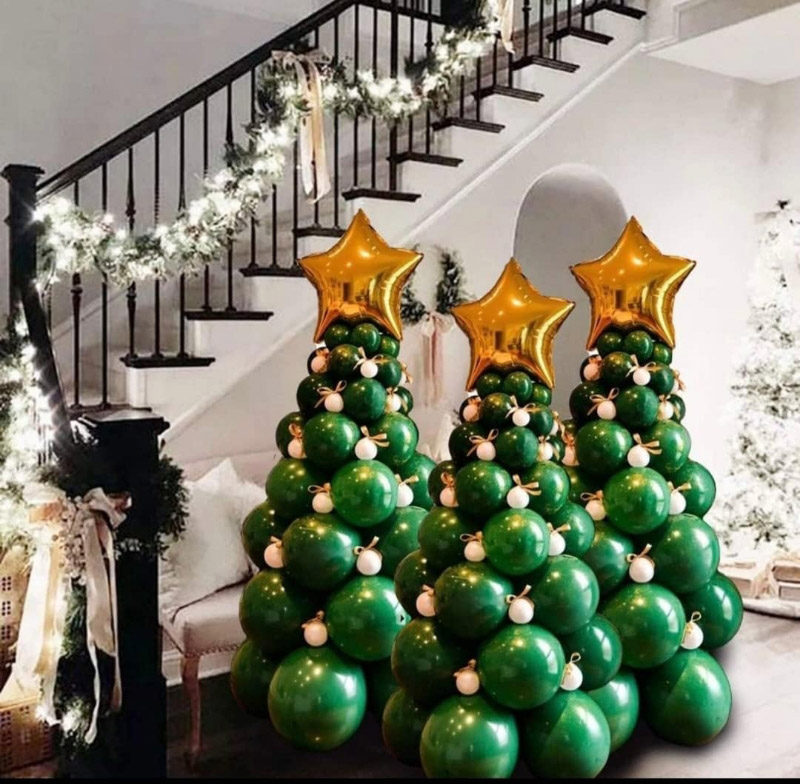 Hoe maak je een kerstboom met ballonnen?